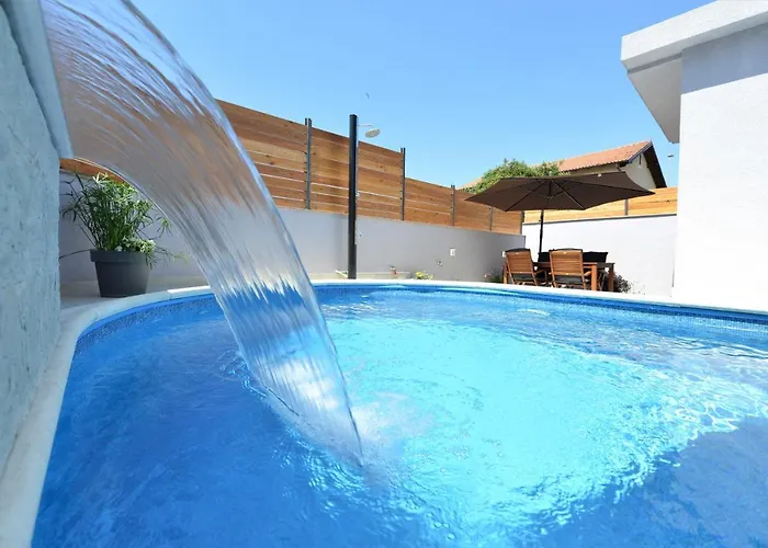 Pop House * Ζαντάρ